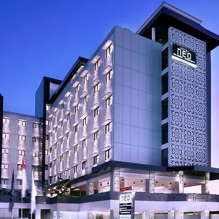 Hotel Neo Malioboro By Aston Yogyakarta Exteriör bild