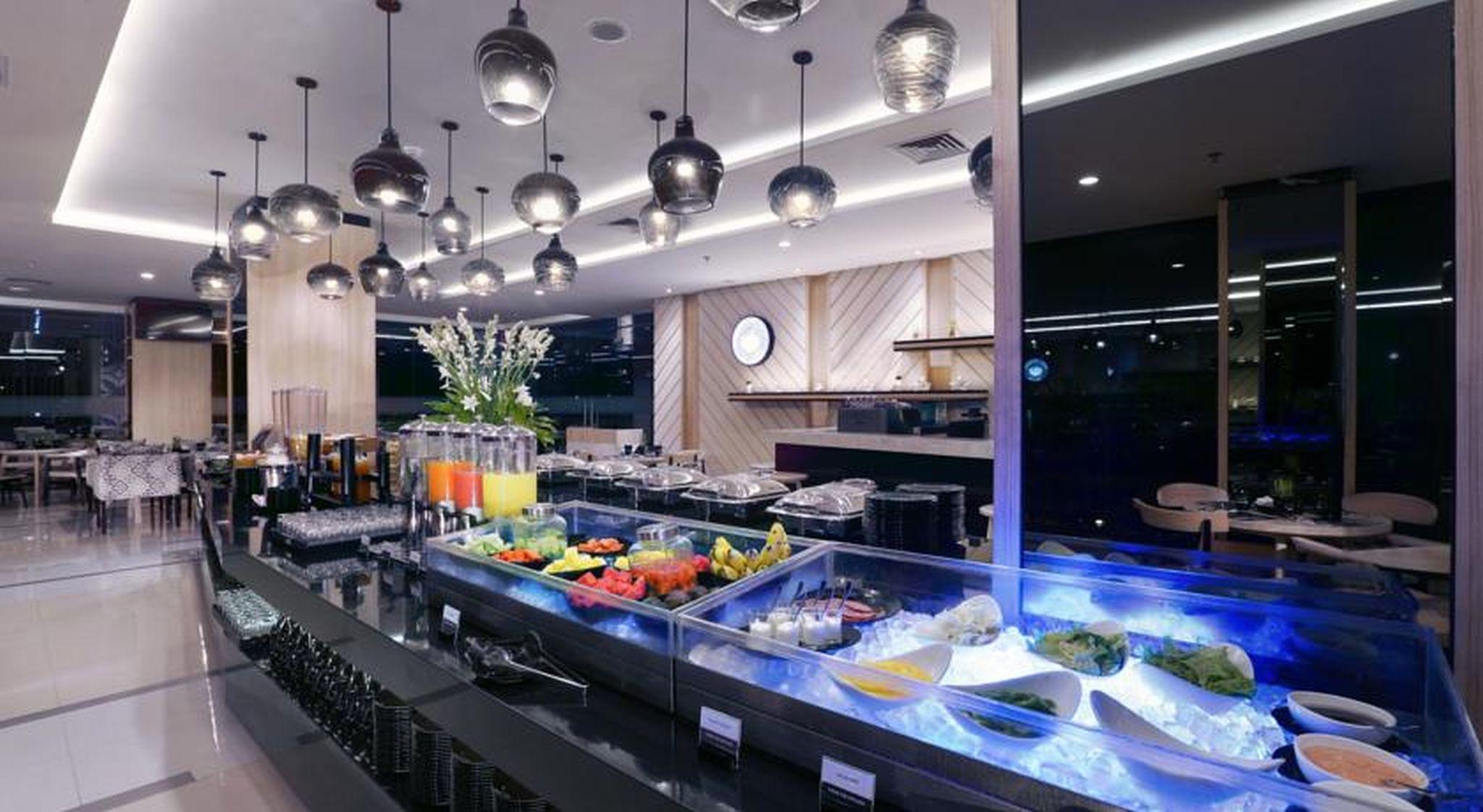 Hotel Neo Malioboro By Aston Yogyakarta Exteriör bild