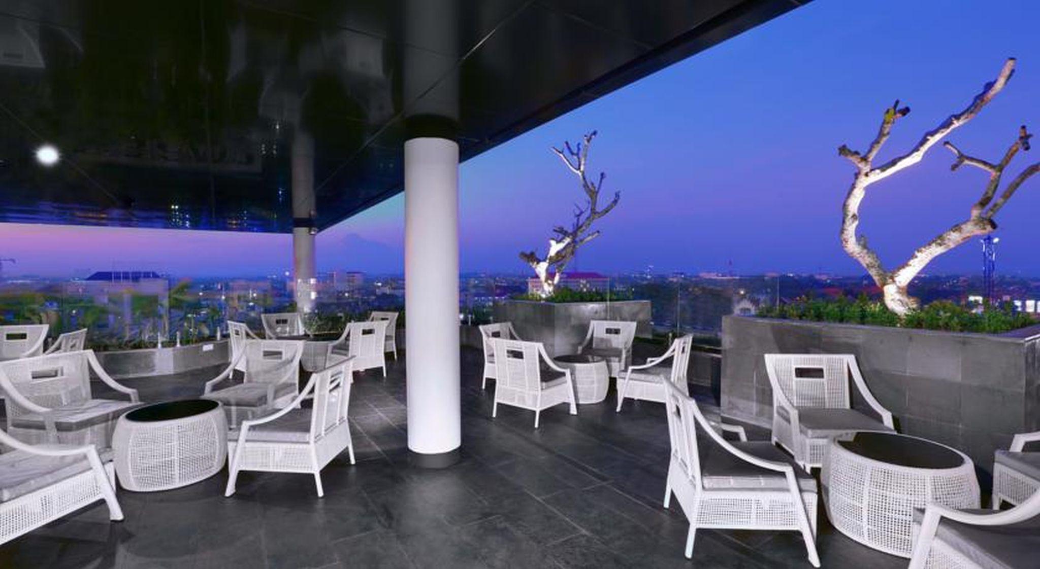 Hotel Neo Malioboro By Aston Yogyakarta Exteriör bild